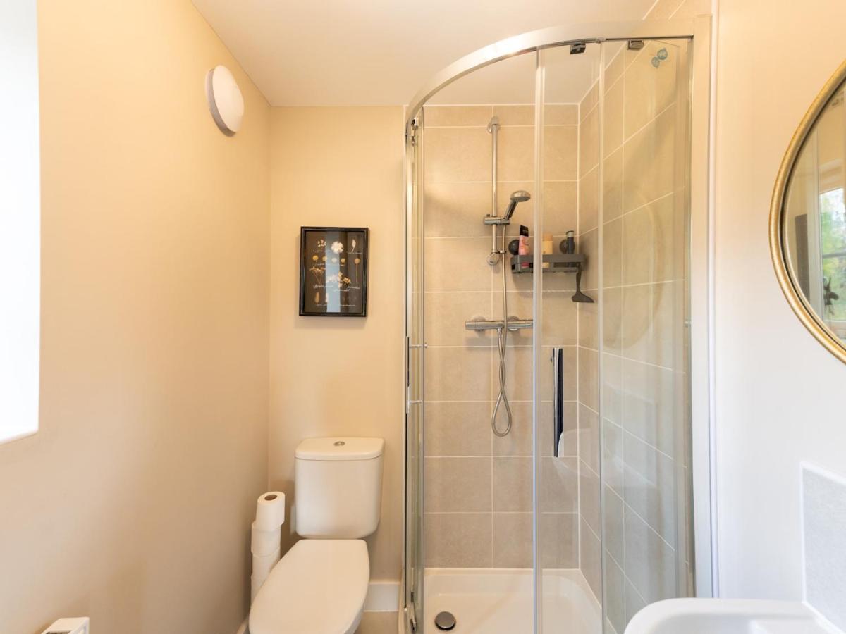 Pass The Keys Contemporary 2 Bedroom Home Лъдлоу Екстериор снимка